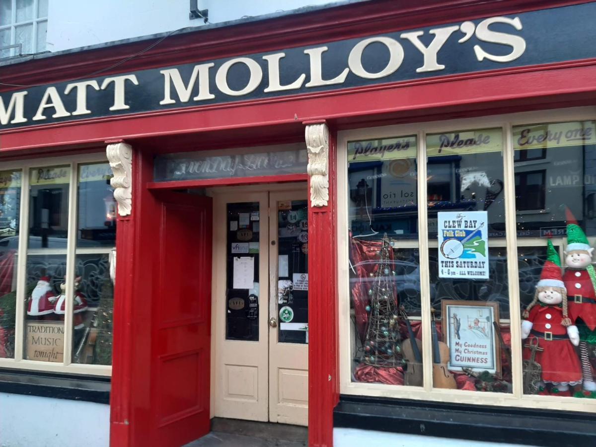 Nellys Bed&Bikes Hotel Westport Esterno foto