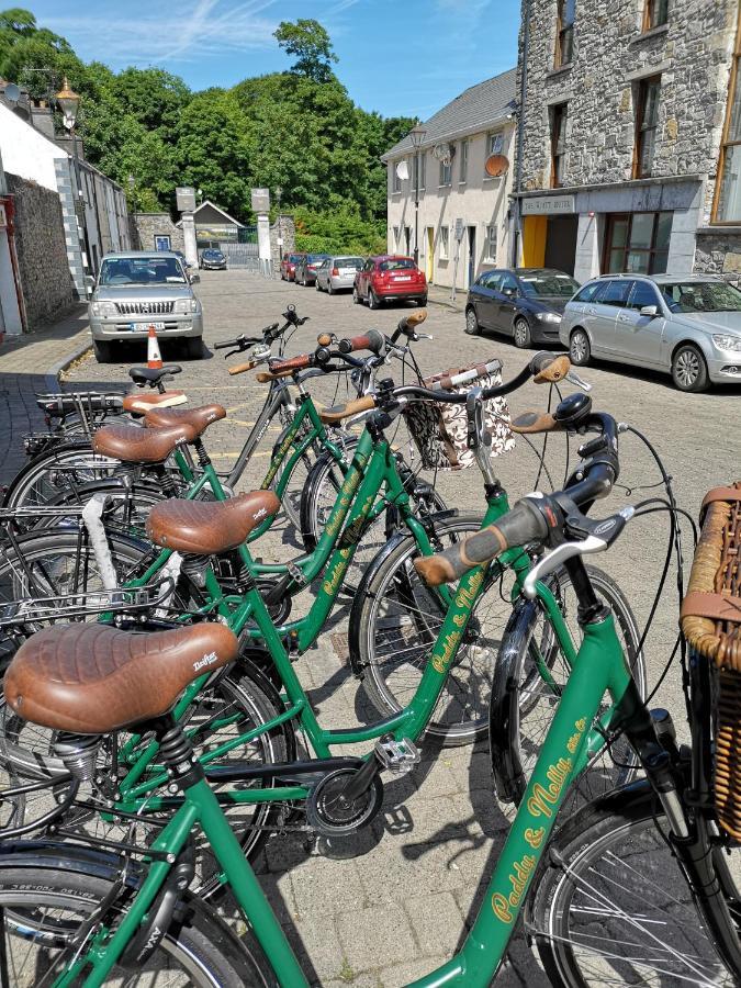 Nellys Bed&Bikes Hotel Westport Esterno foto
